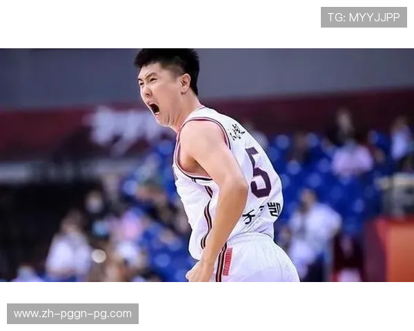 广东宏远7号王薪凯和8号朱芳雨的球队资料